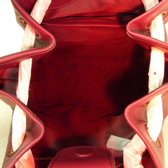 NEW Tory Burch Fleming Imperial Garnet Burgundy Leather Medium Bucket Tote Bag - Picture 8 of 12